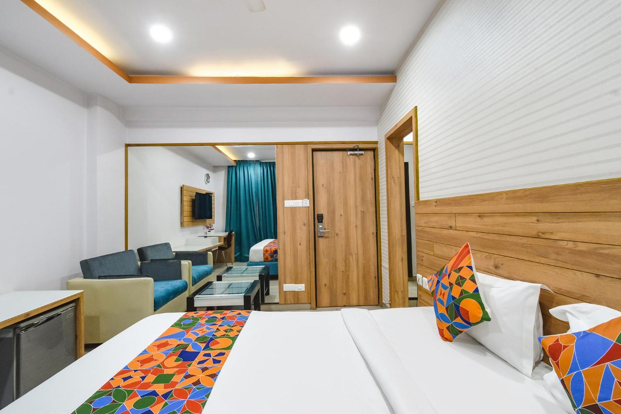 Fabhotel Aditya Homes - Nr Isb, Gachibowli Хидерабад Екстериор снимка